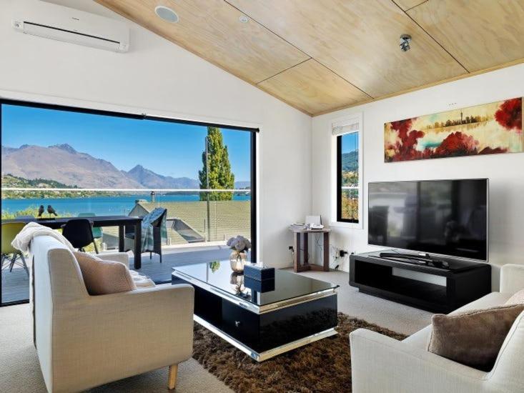 Pencarrow Lakeside Apartment Queenstown Exteriör bild
